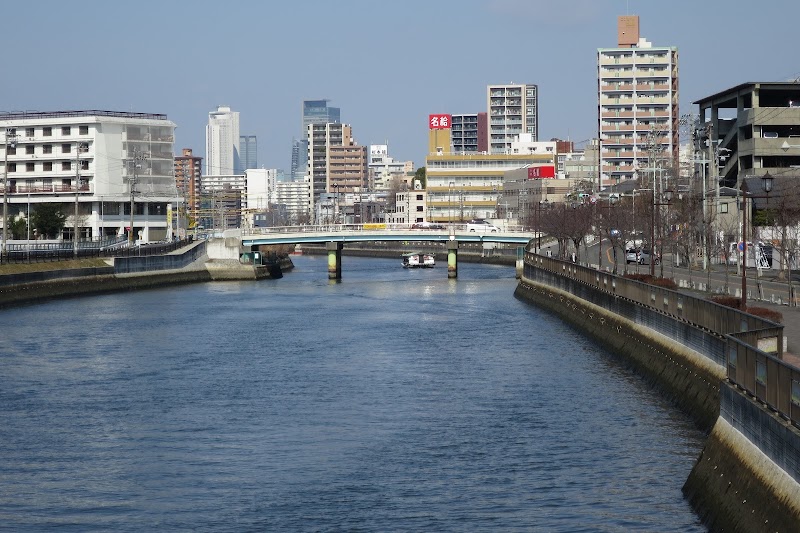 白鳥桟橋 水上バス乗り場