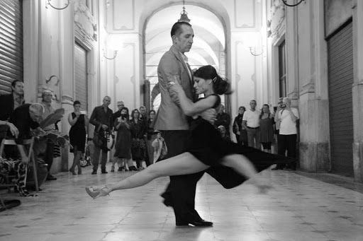 Centers to learn tango in Turin