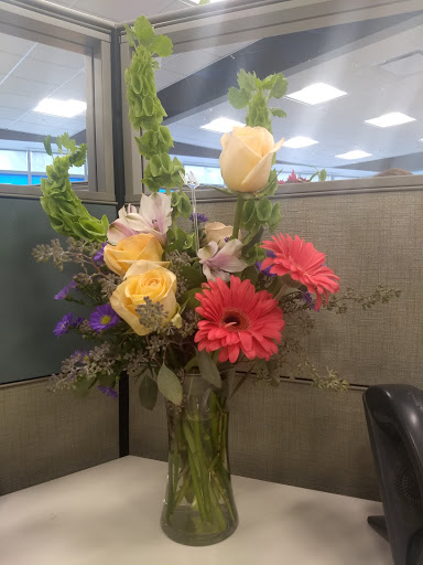 Florist «City Line Florist», reviews and photos, 2978 Nichols Ave, Trumbull, CT 06611, USA