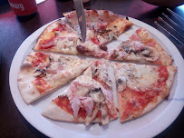 Plats et boissons du Pizzeria Mister Pizza à Valbonne - n°15