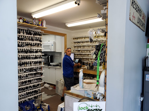 Locksmith «Lock Doctor», reviews and photos, 10200 Taylorsville Rd, Louisville, KY 40299, USA