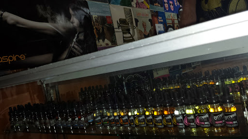 Vaporizer Store «Smoke Shop Inc - Vapor and Glass», reviews and photos, 4900 W Atlantic Blvd #5, Margate, FL 33063, USA
