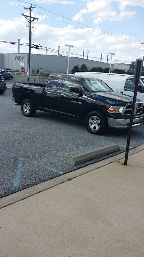 Used Car Dealer «Price Toyota», reviews and photos, 168 N Dupont Hwy, New Castle, DE 19720, USA