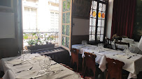 Atmosphère du Restaurant français Aux Anysetiers Du Roy à Paris - n°17