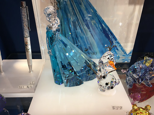 Jewelry Store «Swarovski Houston Galleria», reviews and photos, 5085 Westheimer Rd B3703, Houston, TX 77056, USA