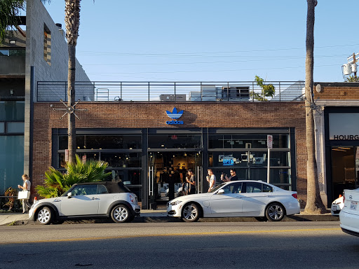 Abbot Kinney BLVD Shopping, Navarre Ct, Venice, CA 90291, USA, 