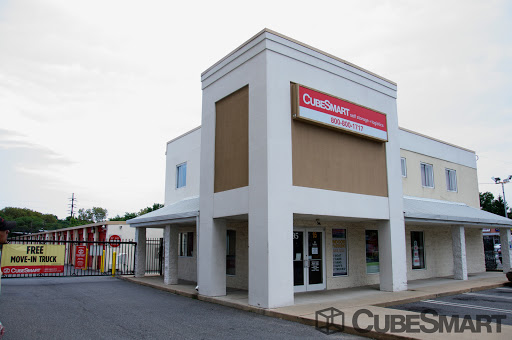 Self-Storage Facility «CubeSmart Self Storage», reviews and photos, 95 Woodfield Rd, West Hempstead, NY 11552, USA