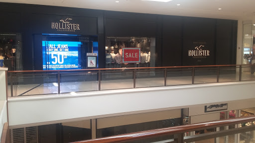 Clothing Store «Hollister Co.», reviews and photos, 19575 Biscayne Blvd #1335, Aventura, FL 33180, USA