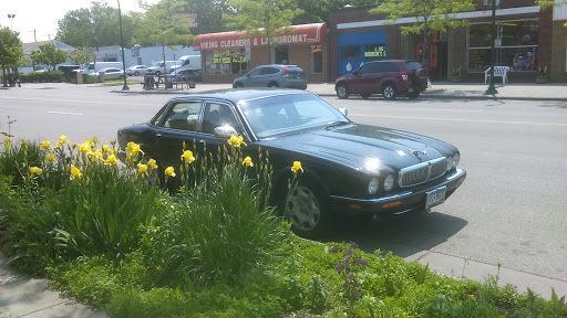 Dry Cleaner «Viking Village Cleaners», reviews and photos, 3627 E Lake St, Minneapolis, MN 55406, USA