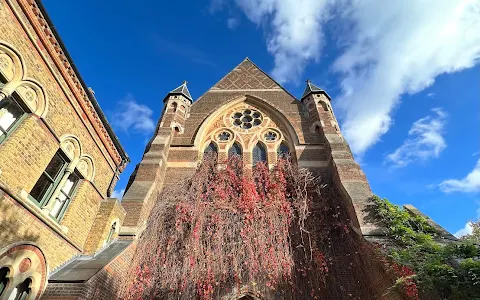 Mark Street Gardens image