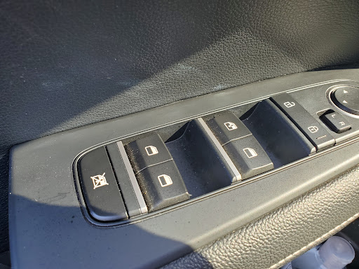 Car Wash «La Cienega Car Wash & Oil Change», reviews and photos, 1907 S La Cienega Blvd, Los Angeles, CA 90034, USA