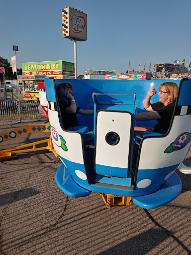 Shopping Mall «Mounds Mall», reviews and photos, 2109 S Scatterfield Rd, Anderson, IN 46016, USA