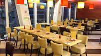 Atmosphère du Restaurant asiatique Au Petit Wok à Le Kremlin-Bicêtre - n°9