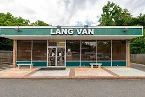 Lang Van image