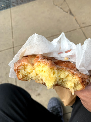 Donut Shop «Do-Rite Donuts & Coffee», reviews and photos, 50 W Randolph St, Chicago, IL 60601, USA