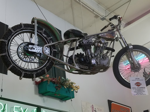 Harley-Davidson Dealer «South East Harley-Davidson», reviews and photos, 23105 Aurora Rd, Bedford Heights, OH 44146, USA