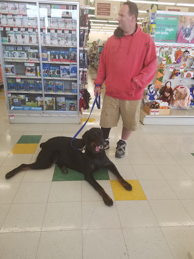 Pet Supply Store «Pet Supplies Plus», reviews and photos, 4024 Elkhart Rd #27, Goshen, IN 46526, USA