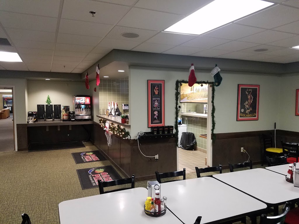 Oasis Pizzeria & Sports Bar 88330