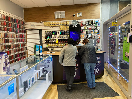 Cellular Touch Wireless, 4 W Palisade Ave, Englewood, NJ 07631, USA, 