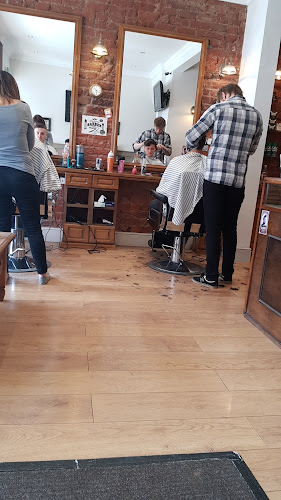 Comments and reviews of Barbershop