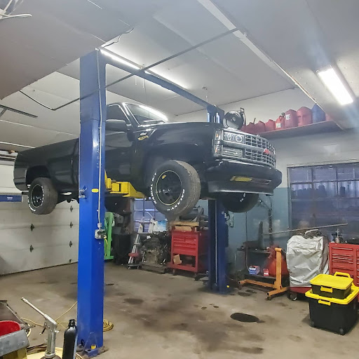 Auto Repair Shop «Falmouth Auto Center», reviews and photos, 614 E Falmouth Hwy, East Falmouth, MA 02536, USA