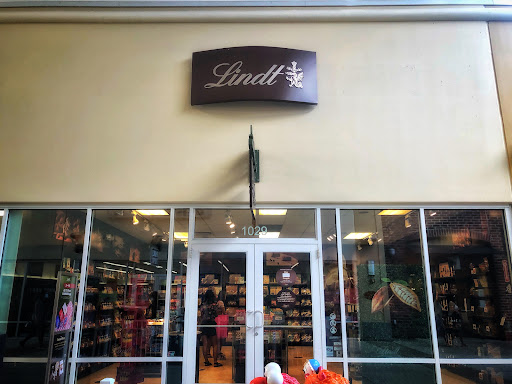 Chocolate Shop «Lindt», reviews and photos, 18 Lightcap Rd #1029, Pottstown, PA 19464, USA