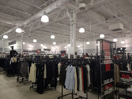 Department Store «Saks OFF 5TH», reviews and photos, 3885 Eagan Outlets Pkwy, Eagan, MN 55122, USA