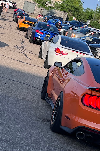 Tobacco Shop «Jenuwine Cigar Lounge», reviews and photos, 44791 Schoenherr Rd, Sterling Heights, MI 48313, USA