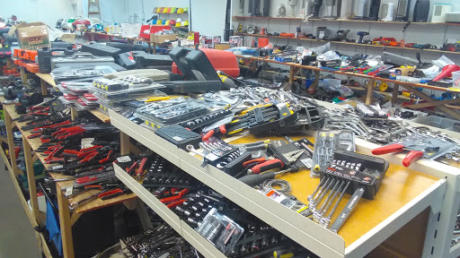 Thrift Store «Secondhand Affordables Thrift store», reviews and photos, 14011 Pacific Ave S, Tacoma, WA 98444, USA