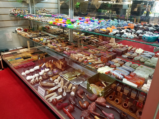 Gift Shop «Headlines Boutique», reviews and photos, 600 Laconia Rd, Tilton, NH 03276, USA