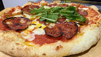 Plats et boissons du Pizzeria LA pizza du coin à Wambaix - n°12