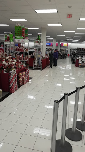 Clothing Store «Burlington Coat Factory», reviews and photos, 1155 Carlisle St, Hanover, PA 17331, USA