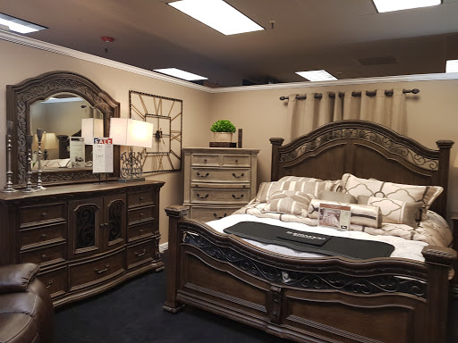 Furniture Store «Mor Furniture for Less | Lynnwood», reviews and photos, 4029 Alderwood Mall Blvd, Lynnwood, WA 98036, USA