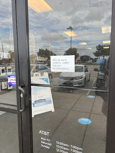 Cell Phone Store «AT&T Authorized Retailer», reviews and photos, 109 E Ovilla Rd #100, Red Oak, TX 75154, USA
