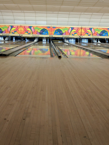 Bowling Alley «Montvale Lanes Inc», reviews and photos, 14 W Grand Ave, Montvale, NJ 07645, USA