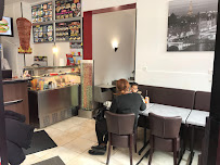 Atmosphère du Restauration rapide Restaurant L'Amiral Paris 13e / Burger, Kebab, Pizza - n°2