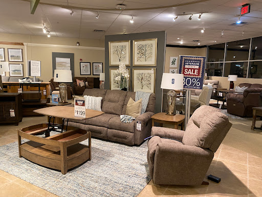 Furniture Store «La-Z-Boy Furniture Galleries», reviews and photos, 233 Buckland Hills Dr, Manchester, CT 06040, USA