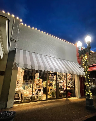 Florist «C J Lilly & Company», reviews and photos, 128 W Mulberry St, Collierville, TN 38017, USA