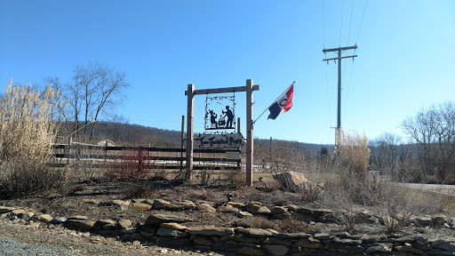 Winery «Two Twisted Posts Winery», reviews and photos, 12944 Harpers Ferry Rd, Purcellville, VA 20132, USA