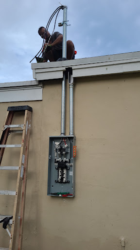 Electrician «Electrical Services FL», reviews and photos, 1800 NE 180th St, North Miami Beach, FL 33162, USA