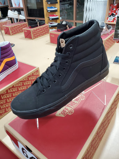 Shoe Store «Shoe City», reviews and photos, 1326 S Beach Blvd A, La Habra, CA 90631, USA