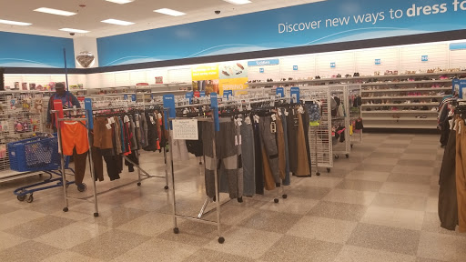 Clothing Store «Ross Dress for Less», reviews and photos, 1011 University Blvd #120, Suffolk, VA 23435, USA