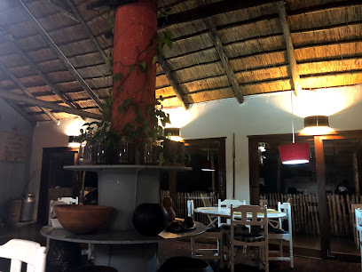 eDladleni Restaurant - Eswatini, Lobamba, MR3, SZ Mnyamatsini, Mbabane 0