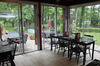 Atmosphère du Restaurant français La Taille Rouge à Couddes - n°15