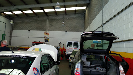 Talleres Gestina - Grupo MOTRIO en Ogíjares, Granada