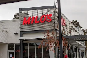 Milo's Hamburgers image