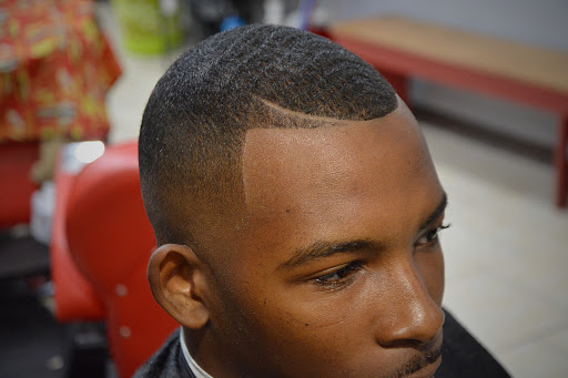 Barber Shop «The Gentlemens Club Barbershop», reviews and photos, 1320 Jefferson Davis Hwy Suite #20, Fredericksburg, VA 22401, USA