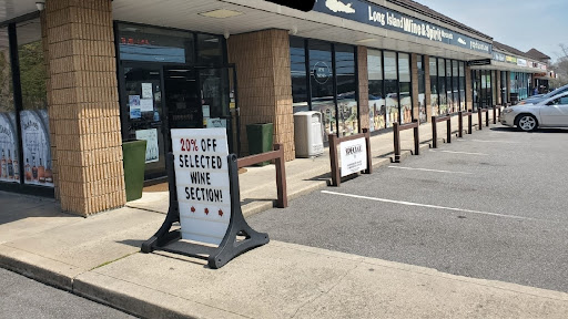 Wine Store «Long Island Wine & Spirit Merchants», reviews and photos, 1171 Jericho Turnpike, Commack, NY 11725, USA