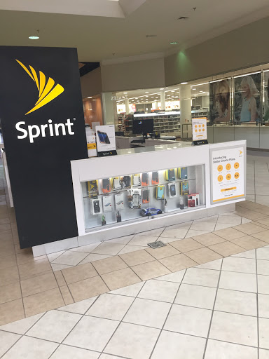 Cell Phone Store «Sprint Store», reviews and photos, 4802 Valley View Blvd NW, Roanoke, VA 24012, USA