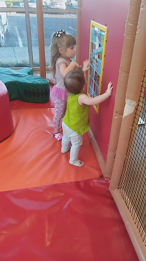 Entertainment and Recreation «Dizzy Castle», reviews and photos, 11606 NE 66th St, Vancouver, WA 98662, USA